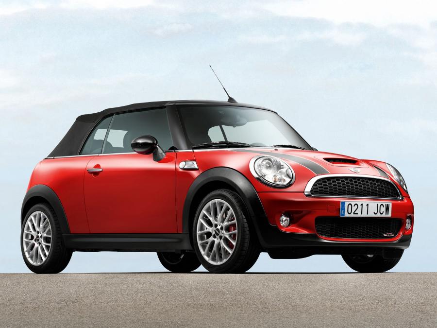  Mini Cooper JCW Cabrio 2009 года  (фото 32 из 40)